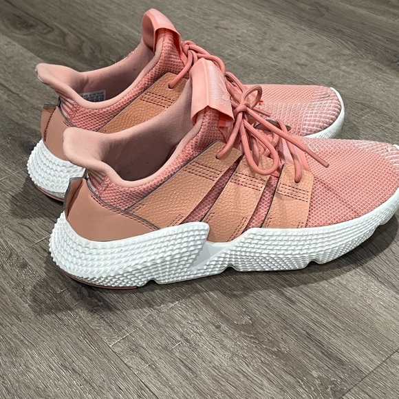 Women’s 5.5 Adidas EVM Woven Knit Pink Flyknit Tennis Sneakers EUC - Picture 5 of 9